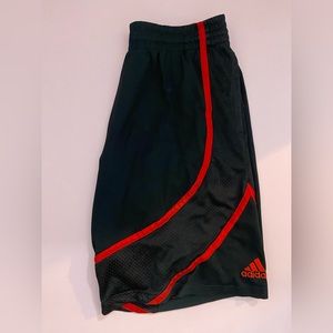 Mens Adidas Shorts: Size L